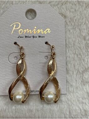 Pomina Gold Pearl Twist Drop Earrings